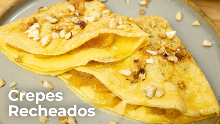 Crepes Recheados com Compota de Maçã