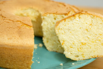 Bolo de Claras e Laranja fofinho e aromático