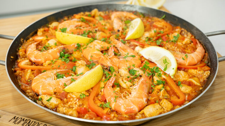 Receita de Paella Mista Fácil Para Fazer em Casa