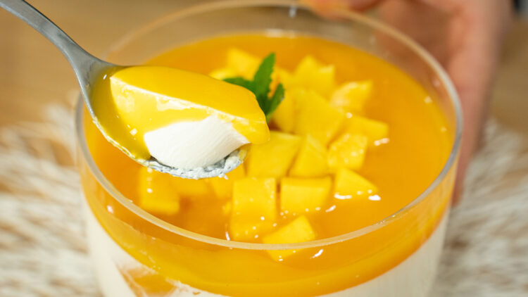 Panacota de Manga Cremosa e Fresca