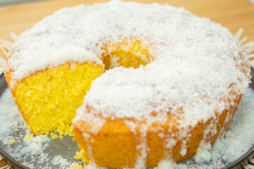Bolo de Coco e Iogurte Húmido: A Receita Caseira que se Derrete na Boca