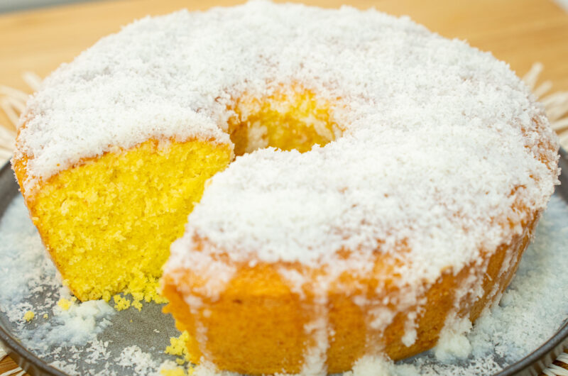 Bolo de Coco e Iogurte Húmido: A Receita Caseira que se Derrete na Boca
